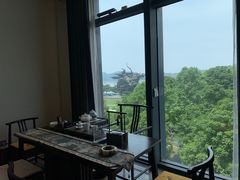 -鼎泰亨·海鲜牛肉餐厅(滨江店)