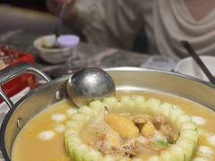 -禄婶鸡煲·打边炉