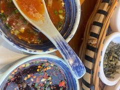 -包整·丝娃娃(一览甲秀楼风景店)