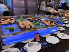 -亚龙湾希尔顿自助餐厅·海鲜·烧烤·沙滩BBQ·现场乐队