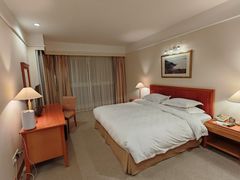 -昆明春城湖畔度假村