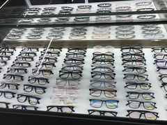 -重庆风格眼镜(雅兰国际大厦店)