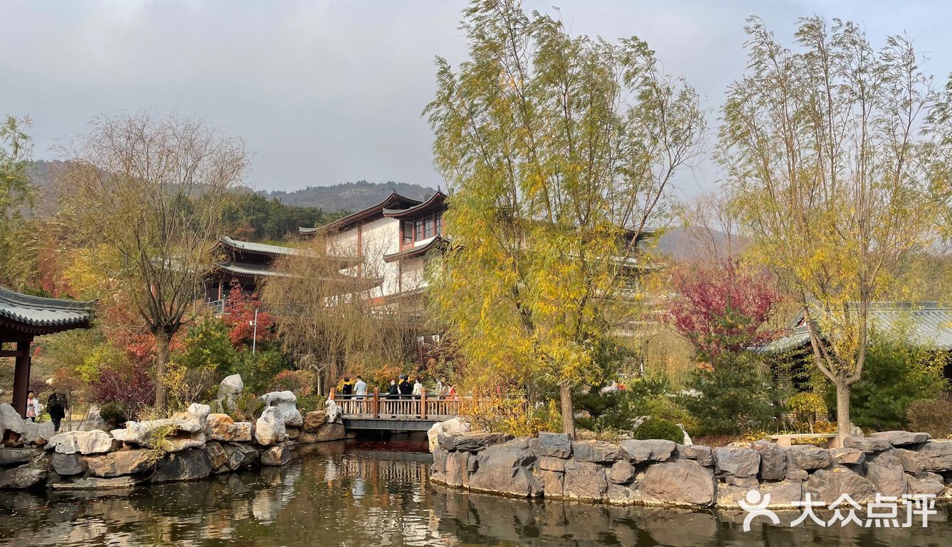 秋水共长天一色