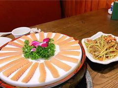 -醉美东江·三文鱼·烧鸡公