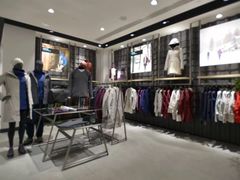 -ARC'TERYX始祖鸟(北京王府中环店)