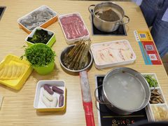 -杨老板·海鲜集市火锅·鲜切牛肉(中防万宝店)