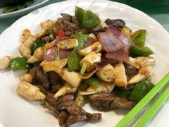 -品香菜馆(旗峰路中侨大厦店)