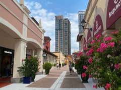 -佛罗伦萨小镇广佛名品奥特莱斯(疏港路店)