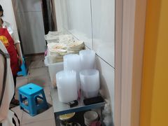 -文山荷鲜居(翠湖店)