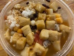 丈母娘冰粉-串妹花式冰粉(乐山总店)