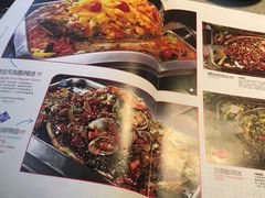 -鸣记脆皮烤鱼·海鲜烤鱼(三八广场店)