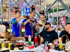 -刘姐啤酒鱼民族演艺餐厅(西街总店)