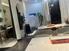 -嗨辣小聚·盘锦河蟹·海鲜烧烤龙虾(盘锦十年好店)