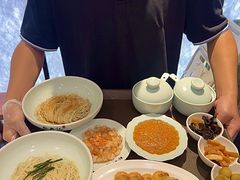 -裕兴记•蟹黄面馆(人民广场店)