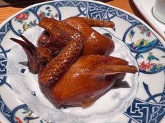 脆皮乳鸽-新荣记(西溪湿地店)