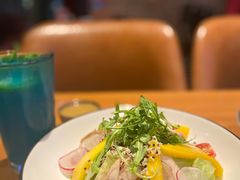 芒果烤鸡藜麦沙拉蜂蜜芥末汁-MR.ROCKY洛奇先生RESTAURANT&BAR(宝安壹方城店)