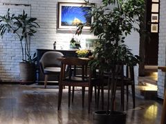 -JINNS锦时 steak&pizza(浸信会礼拜堂旧址店)
