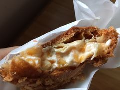 现烤香浓爆浆超大泡芙-兔兔家蛋糕甜品(德胜店)