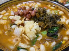 -吴三酸菜麻食酱香面馆(印花布园小区店)