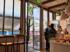 -VERIE BAKEHOUSE