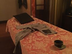 -迪瓦娜按摩和水疗中心