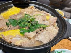 腾越牛肉锅-一坐一忘云南菜(嘉里中心店)