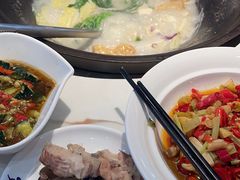 -陈大锅·岳阳鱼馆·地道岳阳菜(美食街店)