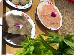 -贤合庄卤味火锅(安吉万达店)