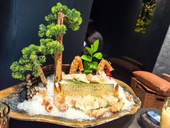 -蟹犇前•帝王蟹雪蟹(陆家嘴店)