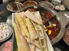 -洞亭火锅(防空洞总店)