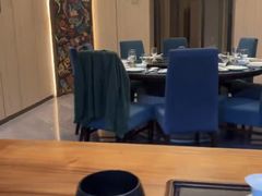 -荣誉海鲜酒楼(海湾店)