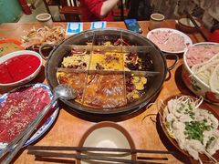 -周小明火锅(黑金冠社区店)