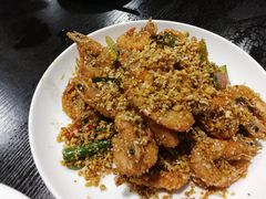 避风塘炒虾-乾坤饭店