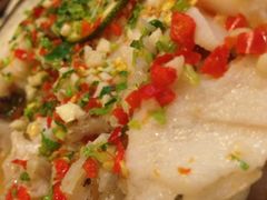 椒柠蒸鲈鱼-荷花泰菜(东方新天地店)