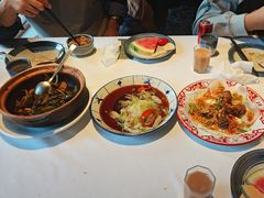 -八府香鸭·啫啫煲(华山路店)