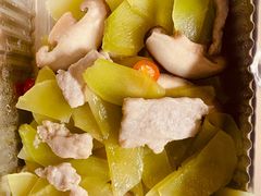 莴笋炒肉片-西湖春天•老字号杭州菜(百汇店)