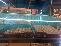 -昆明冠生园·蛋糕·面包(南强街店)