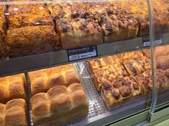 -HOT CRUSH趁热集合·现烤面包(环球港店)