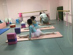 -舞研舞蹈培训(魏公村校区)