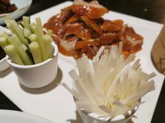 -柒园·三十年创意杭帮菜(龙湖滨江天街店)