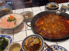 -旧街市鲜货老火锅(大光路店)