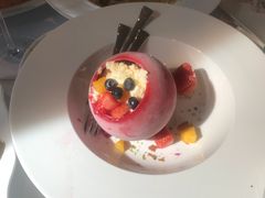 覆盆子水果冰淇淋气球-佐度王子扒房(西城红场店)