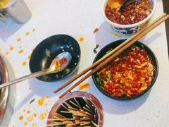 -钢管厂五区小郡肝串串香(滨江店)