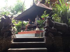 -Warung Babi Guling Ibu Oka 3