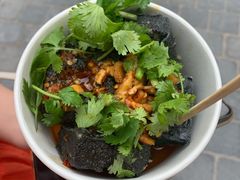 -黑色经典臭豆腐·湖南特产(步行街店)