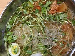 -韩风烤牛肉冷面店