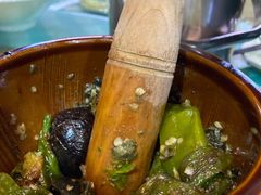 擂辣椒皮蛋-昱龙大盆牛蛙馆(三兴街总店)