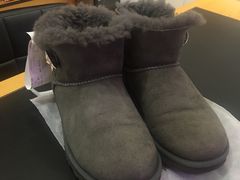 -爱革·奢品·鞋包·衣物·家居(金桥国际商业广场店)