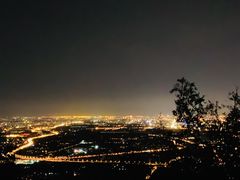 -鬼笑石后山停车场