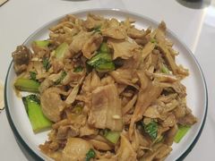 -何适山庄 ·可团建(水长城P2停车场店)